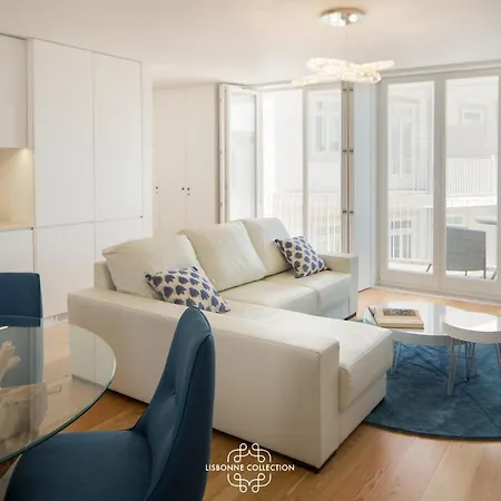 Central With Parking, Terrace And Swimming Pool 56 By Lisbonne Collection Appartamento